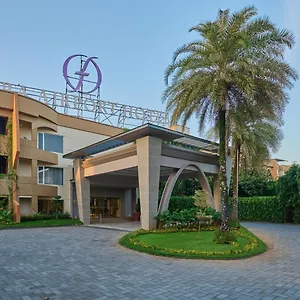 Hotel Flora Airport And Convention Centre Kochi