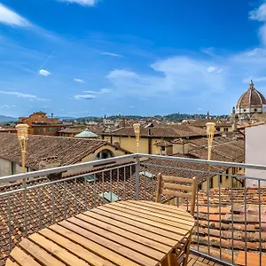 https://yd-stunning-terrace-on-the-accademia.it-tuscanyhotel.com